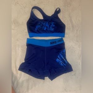 NIKE MATCHING SET, (discontinued) NIKE PRO’S SPORT BRA + SHORTS💙💙